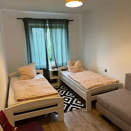 Apartment Messe Zu Fuss *