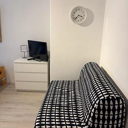 Apartment Messe Zu Fuss